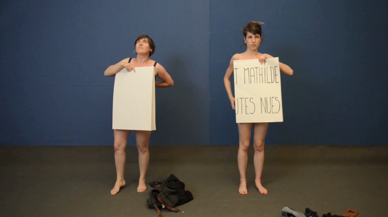 Juliette et Mathilde, nudité